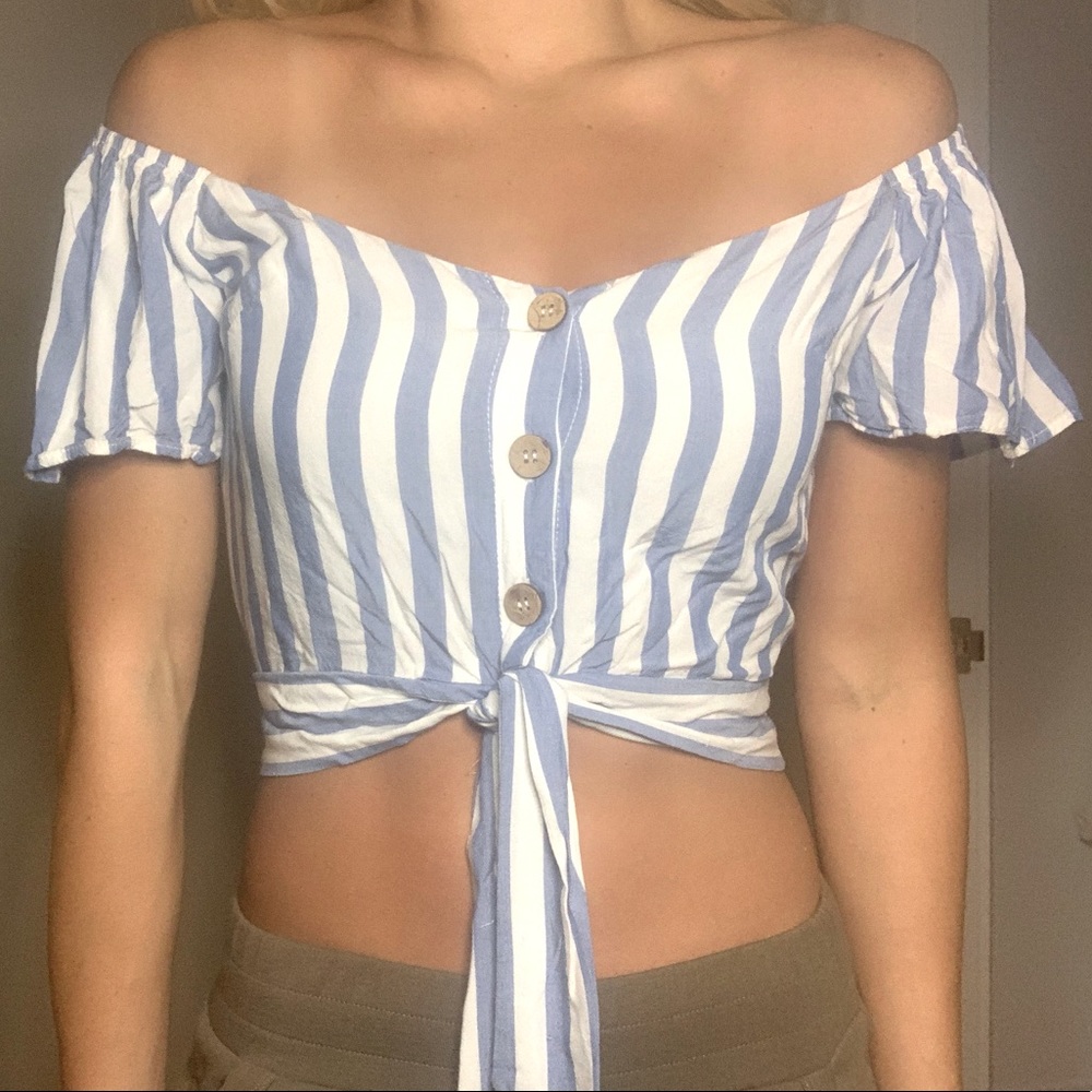 Forever 21 Summer Shoulder Crop Tie Top